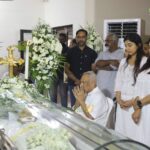 meera jasmine father funeral photos 009