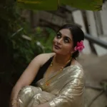 prayaga martin in saree with deep v neck sleeveless blouse photos 009