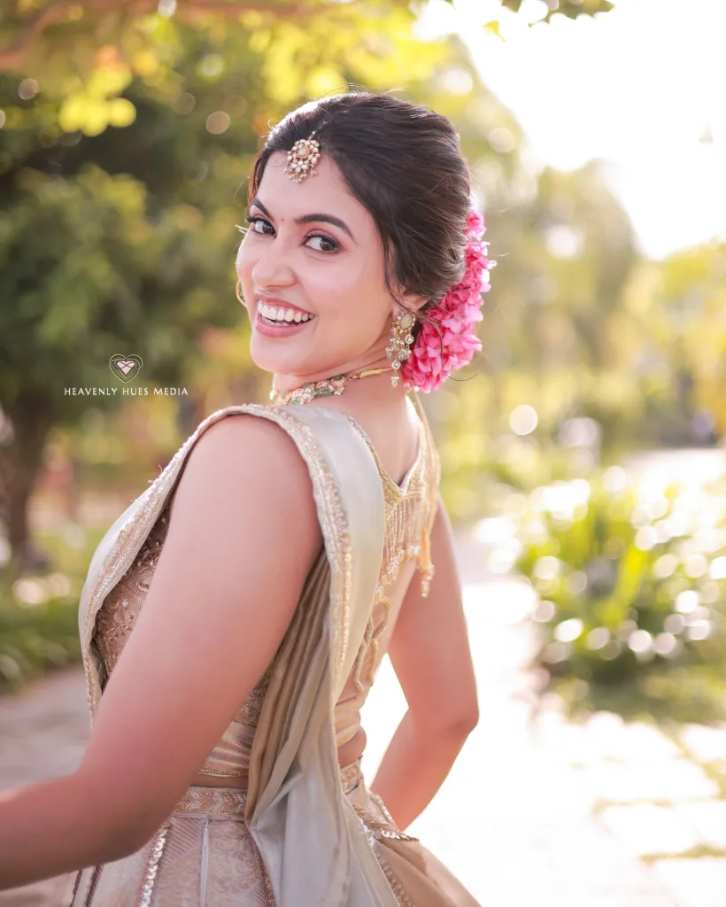 Anju Kurian Engagement Photos 002 - Kerala9.com Anju Kurian Engagement Photos 002