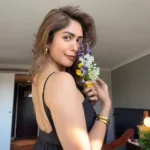 mrunal thakur in dating outfit ideas photos-003