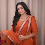 kavya madhavan latest outfit photos