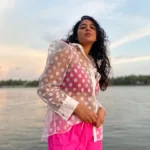 srinda in two piece model dress photos