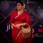 parvathy thiruvothu in traditional saree look photos 005