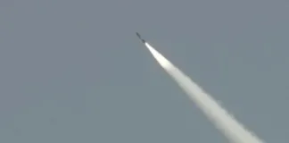 Pakistan tests ballistic missile