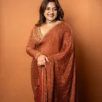 nivetha thomas in party wear saree with blouse ideas photos-001