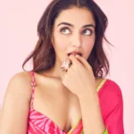 wamiqa gabbi in light pink saree with blouse style ideas photos-002