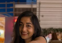 meera jasmine in wine red short frock dress photos