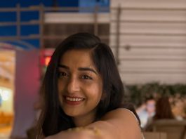 meera jasmine in wine red short frock dress photos