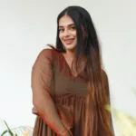 nayanthara chakravarthy in onam vibe photos-003