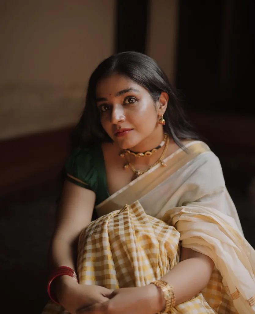 actress rajisha vijayan onam 2025 celebration in saree photos