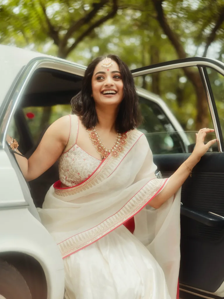 namitha pramod onam saree 2025 photos 002