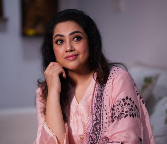 Meena actress meena in peach colour churidar photos