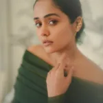 ananya actress latest photoshoot in style dress collection