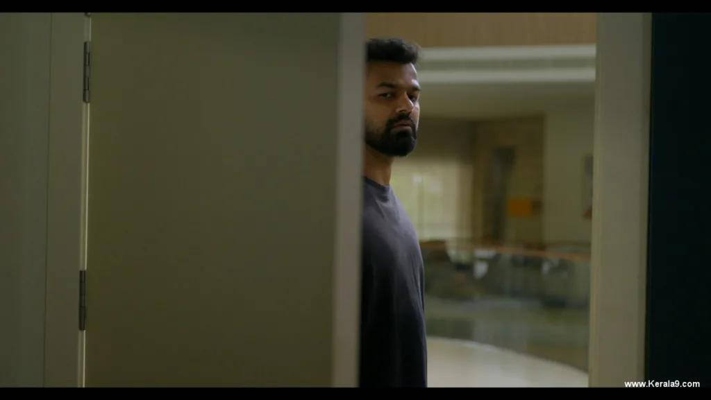 pranav mohanlal dies irae movie HD stills