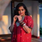 remya nambeesan in stylish and trending ornaments look outfit photos-003