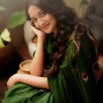 anikha surendran in saree with latest style blouse ideas photos-005