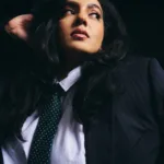 parvathy thiruvothu office look outfit photos 006