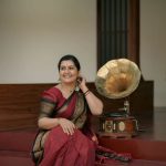 sarayu mohan in kanchipuram saree simple look photos-003