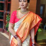 actress anusree latest photos and look-006