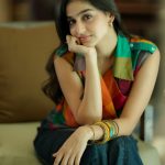 anaswara rajan in sleeveless multicolor crop top with jeans photos-003