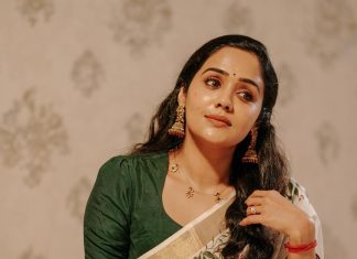 actress ananya in trending makeup and ornaments ideas photos