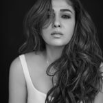 actress nayanthara latest photos in black and white-006