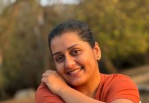 actress sarayu mohan latest photos