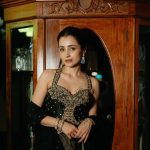 actress trisha krishnan in party styling ideas photos-008