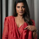 aishwarya rajesh makeover look in function wear dress photos-006
