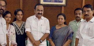 Naveen Babu Death Case: Family Submits Memorandum to CM V.D. Satheesan and Home Minister Ramesh Chennithala Seeking CBI Probe