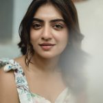 nazriya fahad in white printed short frock latest photos-001