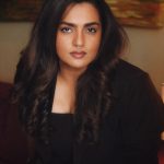 parvathy thiruvothu in makeup look latest photos-003
