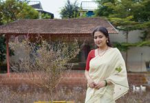 Anu Sithara anu sithara temple look in kerala saree pics