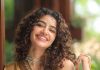 anupama parameswaran in antique gold lehenga Strapless sweetheart neckline corseted choli with vertical panel structuring photos