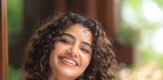 Anupama Parameshwaran anupama parameswaran in antique gold lehenga Strapless sweetheart neckline corseted choli with vertical panel structuring photos