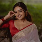 esther anil in kerala saree with simple blouse style ideas photos