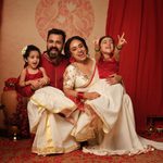 pearle maaney family onam celebration photos