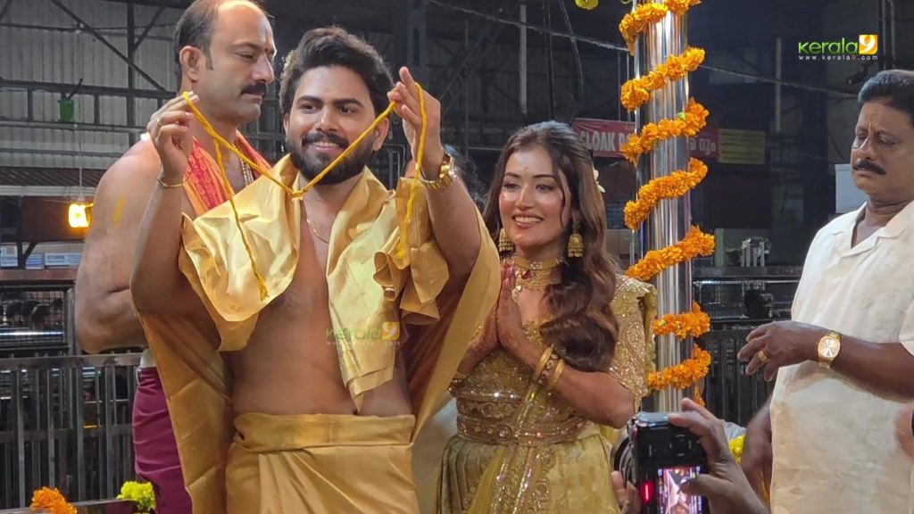 who is anumol husband bhuvanesh rajendir