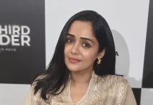 actress ananya new outfit photos