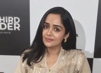 Ananya actress ananya new outfit photos