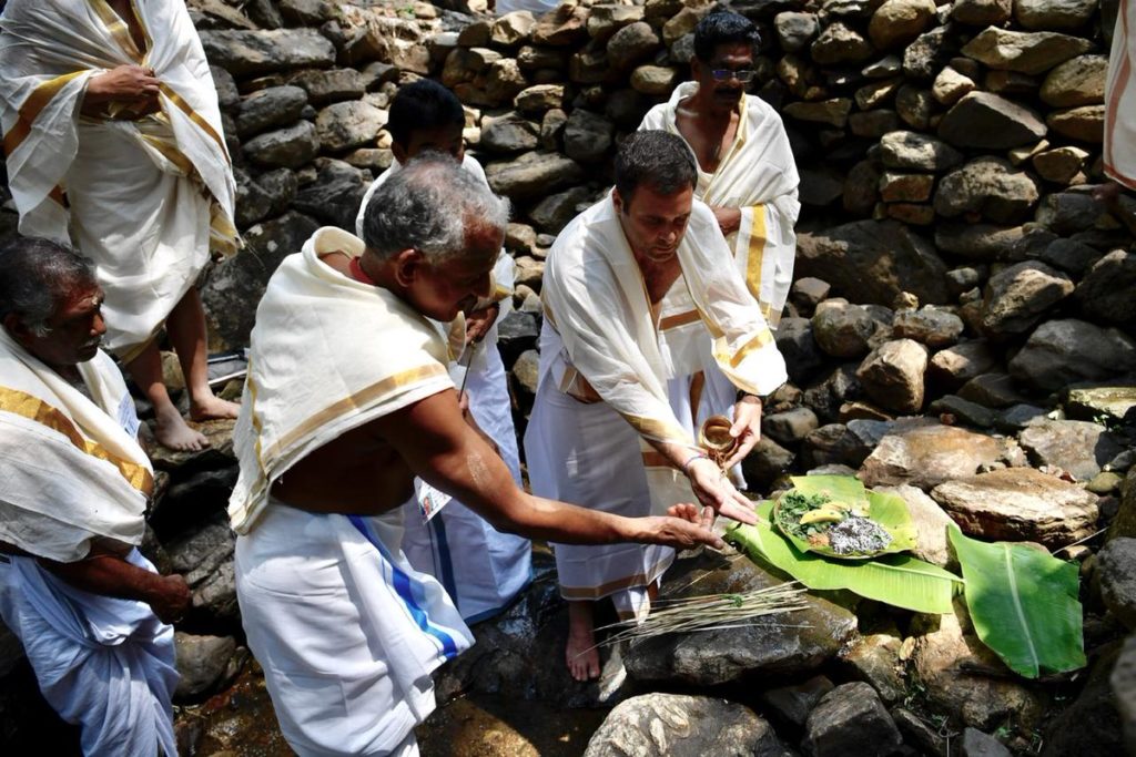 rahul-gandhi-at-thirunelli-temple - RahulGandhi-visits-the-Thirunelli-Temple-005.jpg