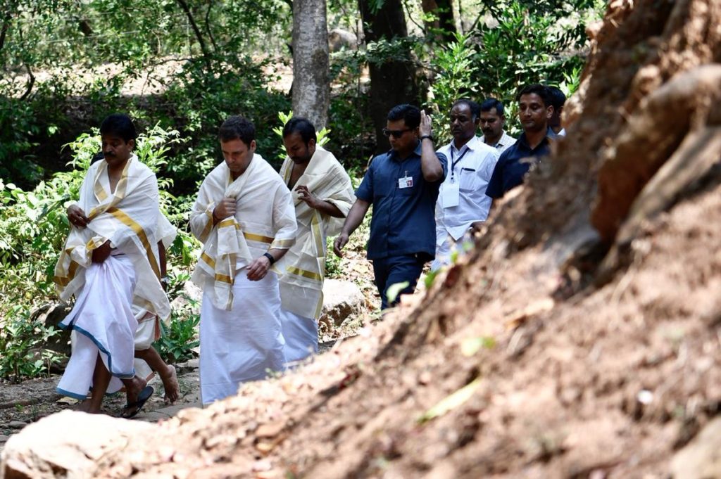 rahul-gandhi-at-thirunelli-temple - RahulGandhi-visits-the-Thirunelli-Temple-006.jpg