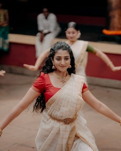aarsha-baiju-latest-photos-001