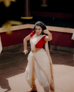 aarsha-baiju-latest-photos-004