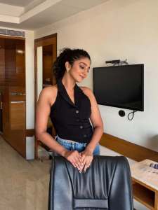 arsha-baiju-in-trending-fashion-outfit-latest-photos-007