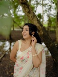 arsha-chandini-baiju-latest-photos-in-saree-outfit-010