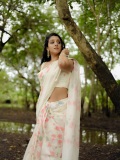 arsha-chandini-baiju-latest-photos-in-saree-outfit-011